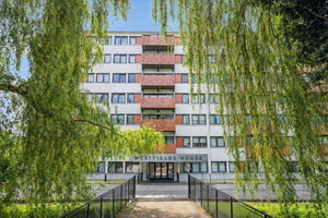 Photo 16- click for photo gallery